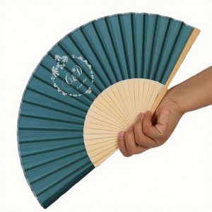 Abanico Plegable Plano de Bambú de 21 cm, Personalizado y Tallado, Artesanal, Ecológico, Venta al Por Mayor - Product Image 3