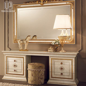 High <b>End</b> Custom Luxurious Upholstery Bedroom Furniture King Size Square Antique French Wood Wedding <b>Bed</b> Set UP-004 Wedding <b>Bed</b> S - Product Image 2