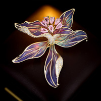 Broche de mariage pour femme plaquée cuivre avec motif iris français, bijou broche fleur