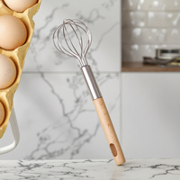 Nouveau design, fouet manuel en acier inoxydable avec manche en bois, écologique, compatible lave-vaisselle, batteur à œufs, outils à œufs, gadgets de cuisine