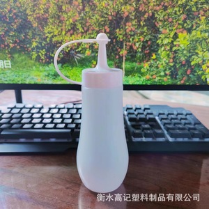 New <b>squeeze</b> <b>bottle</b>, 250ml/360ml, PE nozzle, for ketchup, honey, cream, salad dressing, and oyster sauce. - Product Image 1
