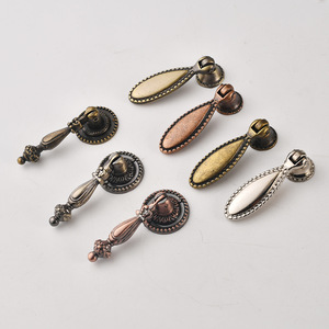 Antique Style Zinc Alloy Oval Furniture Handle <b>Drawer</b> Pull Durable Chinese Design - Product Image 1