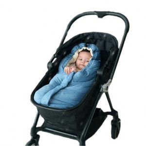 Saco de Dormir de Emergencia Impermeable para Viajes de Invierno, para Acampar al Aire Libre - Product Image 3