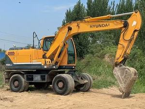 Excavatrice sur pneus Hyundai 150W-9 d'occasion 2019 à bas prix, prête à être expédiée, moteur Cummins, pompe, boîte de vitesses, bon état - Product Image 2