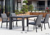 Table à manger extérieure moderne en céramique avec ensemble de salle à manger en bois de teck, texture sable de charbon et plateau en granit noir