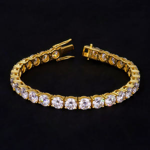 Bracelet tennis en chaîne de moissanite certifiée VVS, plaqué or jaune de luxe de haute qualité, en argent sterling 925, taille brillante - Product Image 1