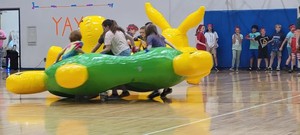 Acheter Jeu de course gonflable de lièvre de tortue pour team building Jeu de sport gonflable interactif pour enfants et adultes - Product Image 4