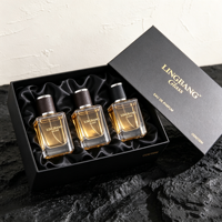 Flacons de parfum en verre transparent carrés de luxe personnalisés en stock, 30 ml/50 ml/100 ml, avec pulvérisateur à pompe, impression sérigraphique, service OEM/ODM