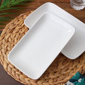 Assiettes rectangulaires classiques écologiques en porcelaine de 8, 9, 10 pouces Assiettes à sushi pour <span class=keywords><strong>dessert</strong></span> en céramique, service blanc élégant - Product Image 5