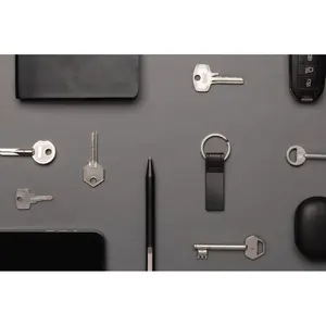 Porte-clés luxueux en PU zinc RCS, gadgets durables - Product Image 2