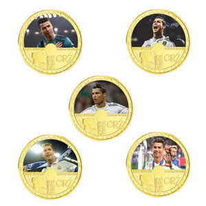 Ensemble de billets de banque en feuille <span class=keywords><strong>d</strong></span>'<span class=keywords><strong>or</strong></span> CR7 Football Star - Collection de 8 pièces avec boîte de luxe pour souvenir de fan et collection <span class=keywords><strong>d</strong></span>'<span class=keywords><strong>investissement</strong></span> - Product Image 1