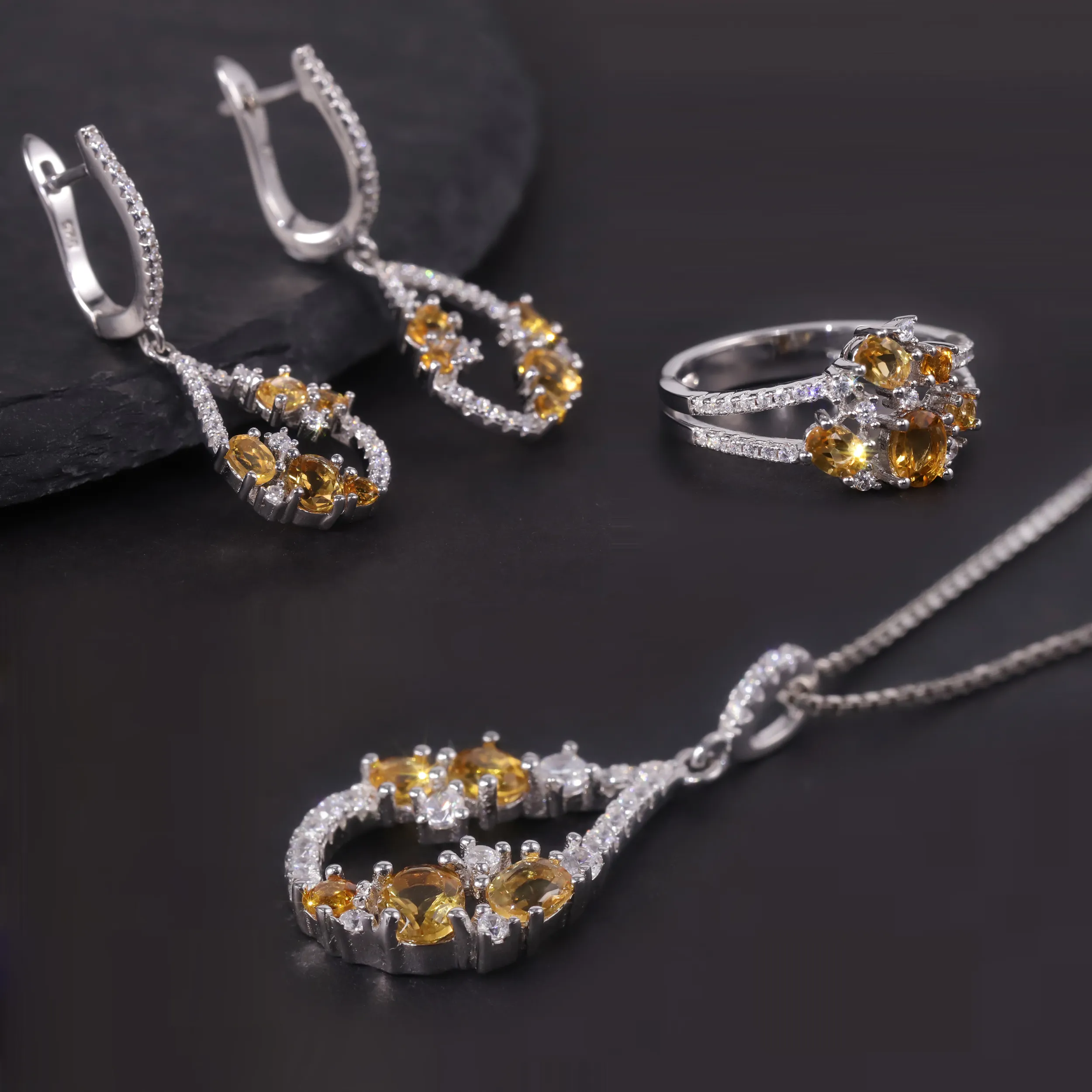 W0463 gioielli alla moda all'ingrosso citrino rodiato S925 Set di gioielli in argento giallo gemma stile alla moda Set di gioielli