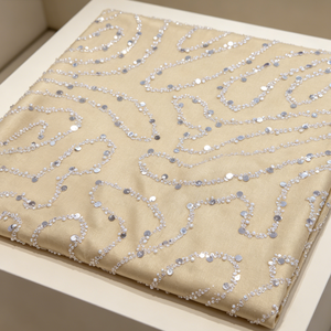 Tissu satiné texturé jaune <span class=keywords><strong>moutarde</strong></span> avec broderie de sequins argentés ondulés pour robe de soirée, robe de mariée, cheongsam - Product Image 5