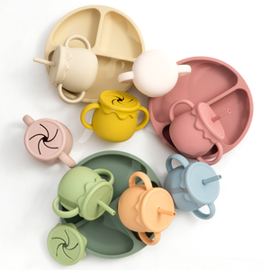 Vaso de Agua de Silicona para Bebé 2 en 1 con Contenedor para Snacks, Libre de BPA, Apto para Alimentos, Vaso para Comer y Beber para Niños Pequeños, Vajilla Infantil - Product Image 3
