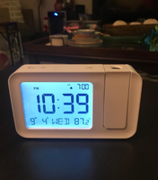 Jam Alarm Proyektor Digital Azan, Jam Alarm Tampilan LCD Dapat Diredupkan dengan Fungsi Snooze Dalam Ruangan, Baterai USB