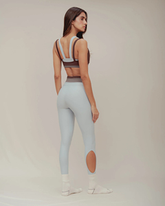 Ensemble de yoga anti-humidité avec soutien-gorge dos nageur et leggings taille haute, design découpé, patchwork, vêtements de sport pour femmes - Product Image 3