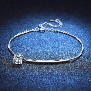 S925 Bracelet <span class=keywords><strong>en</strong></span> <span class=keywords><strong>argent</strong></span> Sterling pieds <span class=keywords><strong>chaîne</strong></span> Mosang diamant édition coréenne lumière luxe demi-lune Bend Bracelet mariage - Product Image 3