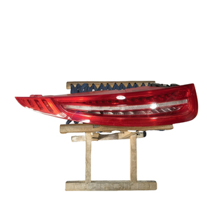 Adecuado para luces traseras <span class=keywords><strong>Porsche</strong></span> 2012 2015 991-<span class=keywords><strong>911</strong></span>,1, luces traseras, luces <span class=keywords><strong>de</strong></span> freno, intermitentes, originales <span class=keywords><strong>de</strong></span> <span class=keywords><strong>segunda</strong></span> <span class=keywords><strong>mano</strong></span> - Product Image 1