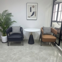 Fauteuil de détente contemporain |   Fauteuil d'appoint rembourré avec structure métallique robuste, mobilier de luxe pour salon