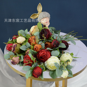 ดอกกุหลาบประดิษฐ์แบบ 3 หัว ขอบไหม้ ยี่ห้อ Dongchen Crafts สำหรับตกแต่งงานแต่งงานและบ้าน - Product Image 4