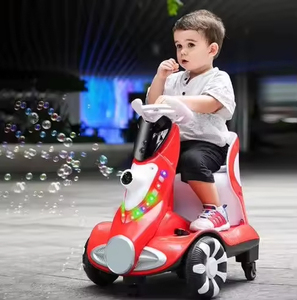 Vehículo de Juguete Eléctrico para Niños con Función MP3, Coche de Plástico de Cuatro Ruedas con Batería, Control Remoto y Función de Soplar Burbujas - Product Image 5