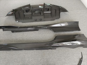 Per l'upgrade di <span class=keywords><strong>Ferrari</strong></span> F8 modificato OEM-dry in fibra di carbonio paraurti anteriore con labbro inferiore gonna laterale posteriore diffusore posteriore Spoiler Body Kit - Product Image 2
