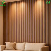 Panneaux acoustiques en bois grainé MDF écologiques OEM, imperméables, haute résistance au feu, panneaux acoustiques à lattes