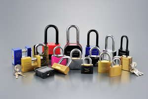 RICHDOOR 45/55/70/80mm de ancho grillete carcasa de plástico de Pvc candado de hierro candados y llaves baratos a granel - Product Image 2