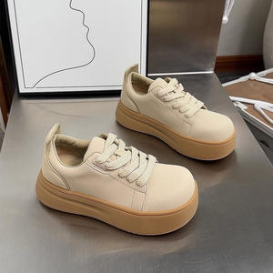 European American Simple Style Soft Leather Platform Big Head White Sneakers New <b>Height</b>-<b>Increasing</b> Versatile Casual Sneakers - Product Image 4