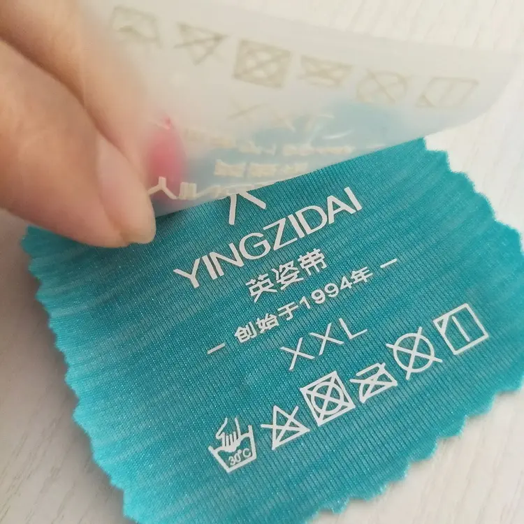 Logotipo de marca personalizado etiqueta de ropa de transferencia de calor de silicona de goma 3D Etiqueta de ropa de camiseta de alta calidad