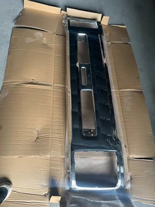 อะไหล่ซ่อมรถบรรทุกญี่ปุ่นสำหรับ Isuzu DECA 360 <span class=keywords><strong>Ftr</strong></span> <span class=keywords><strong>240</strong></span> Fvm240 Fvm240 Abs Fvm 360 Fvz Fxz Fyh <span class=keywords><strong>Ftr</strong></span> VC46 กันชน - Product Image 2