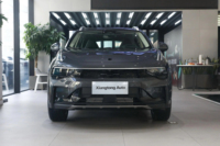 Voiture familiale pour trajets quotidiens / Lynk Co 01 2.0TD Turbo SUV 2023, transmission automatique, édition Asian Games, intérieur en cuir