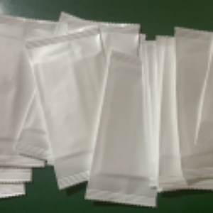 ชุดอุปกรณ์รับประทานอาหารแบบใช้แล้วทิ้งสั่งทำพิเศษลดราคาสุดคุ้ม ชุดสี่ชิ้น ประกอบด้วย ไม้จิ้มฟัน ผ้าเช็ดปาก ตะเกียบ และช้อน - Product Image 6