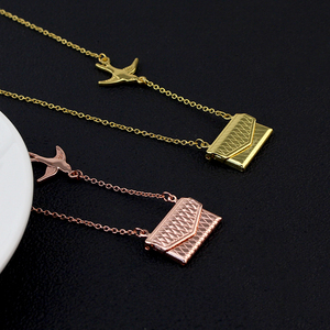 Collar <span class=keywords><strong>de</strong></span> moda con cadena tipo sobre, colgante <span class=keywords><strong>de</strong></span> medallón con <span class=keywords><strong>mensaje</strong></span> oculto <span class=keywords><strong>de</strong></span> carta <span class=keywords><strong>de</strong></span> <span class=keywords><strong>amor</strong></span> grabada, gargantilla, regalo <span class=keywords><strong>de</strong></span> joyería para amigas <span class=keywords><strong>y</strong></span> amantes - Product Image 3