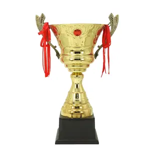 Proveedor de trofeos profesionales de la colección Yiwu con una gama completa de trofeos de metal variados al por mayor