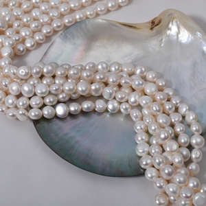 Natural 7-8mm Freshwater <b>Pearls</b> Non-Nuclear White Four-Sided Glossy Bread Beads Elongated Semi-Finished <b>Loose</b> Bead Necklace - Product Image 4