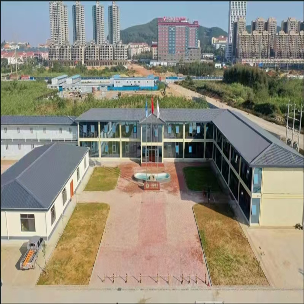 Ready Made Storage Flat Pack Container House Office Building and Labor Dormitory Use with Full Bathrooms in Malaysia
