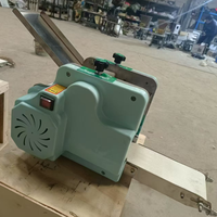 Machine à étaler la pâte, machine à rouler la pâte, machine à fabriquer des enveloppes de raviolis, machine à découper la pâte en carrés