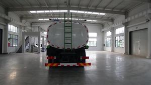 รถบรรทุกน้ำมัน HOWO 8x4 ขนาด 30,000 ลิตร สำหรับขนส่งน้ำมันเชื้อเพลิง ดีเซล และเบนซิน - Product Image 5