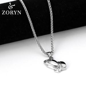 Colgante de Espada con Alas de Ángel de Acero Inoxidable, Joyería de Acero de Titanio con Cristales, Estilo Gótico, Punk, Religioso, Cristiano, Vikingo, para Hombres y Mujeres - Product Image 4