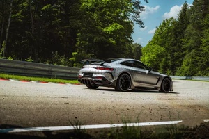 Kit carrosserie en fibre de carbone pour Mercedes-Benz AMG GT63S C192, comprenant un diffuseur avant, un spoiler et des jupes latérales en fibre de carbone AMG GT63S MAX - Product Image 3