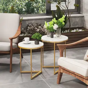 Set di 2 tavolini da salotto rotondi con divano ad angolo tavolino da salotto in marmo con struttura triangolare in metallo