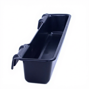 Mangeoire suspendue en plastique pour animaux d'élevage (moutons, vaches, bovins) – Longueurs 80, 100, 120 cm - Product Image 1