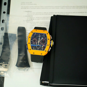 Reloj de Fibra de Carbono Amarillo de Lujo de Alta Gama Más Vendido 65-01 - Reloj Mecánico Automático para Negocios y Eventos Sociales - Product Image 6