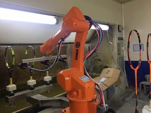 Bras robotisé industriel pour la peinture automatique par pulvérisation, bras robotisé à 6 axes - Product Image 2