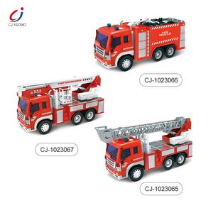 Nuovissimo Modellino di Camion dei Pompieri in Plastica Scala 1/16 Veicolo Giocattolo a Frizione - Product Image 6