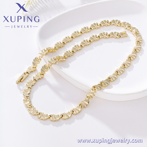XUPING Goldfarbenes Gedrehtes Halsketten- und Armband-Set Modischer Schmuck Trendiges Alltags-Accessoire Stilvolle Statement-Accessoires - Product Image 4