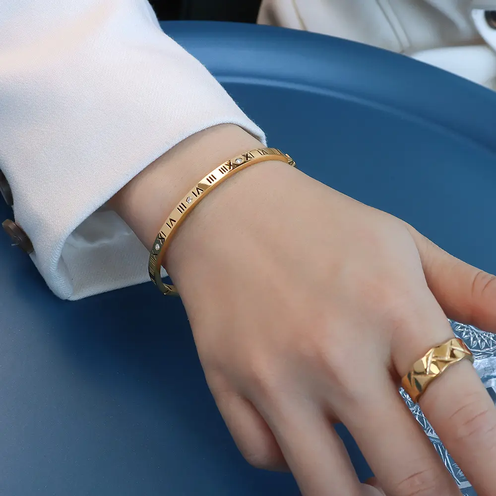 Schmuck 지르콘 완장 중공 로마 번호 스테인레스 스틸 팔찌 bangles 드 판타지아 상감 지르콘 골드 도금 팔찌