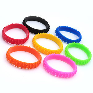 Bán buôn tùy chỉnh Silicone En Vòng đeo tay lốp Tread Silicone Vòng đeo tay cao su dây đeo cổ tay - Product Image 2