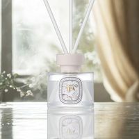 Diffuseur de parfum à rose Arraincosm pour la Saint-Valentin, huile parfumée, bâtonnets de roseau, flacon en verre, sans feu, sans sulfate, longue durée